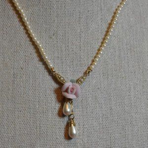 1928 Brand Porcelain Rose Collection Pearl Necklace w tags
